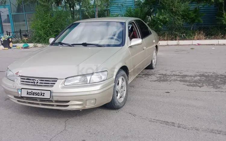 Toyota Camry 1999 годаүшін2 800 000 тг. в Тараз