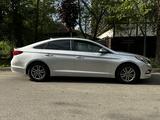 Hyundai Sonata 2015 года за 7 150 000 тг. в Алматы – фото 3