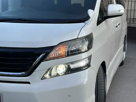 Toyota Vellfire 2010 года за 11 500 000 тг. в Караганда – фото 38