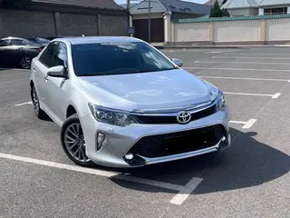 Toyota Camry, 2018