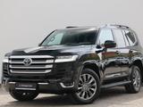Toyota Land Cruiser Premium 2023 года за 50 000 000 тг. в Астана