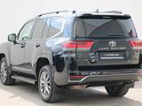Toyota Land Cruiser Premium 2023 года за 50 000 000 тг. в Астана – фото 2