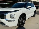 Mitsubishi Outlander 2024 года за 20 400 000 тг. в Алматы