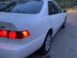 Toyota Camry 2001 годаүшін3 900 000 тг. в Алматы – фото 4