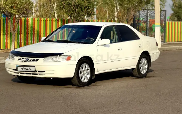 Toyota Camry 1998 года за 2 650 000 тг. в Алматы