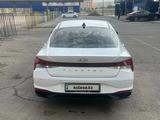 Hyundai Elantra 2021 годаfor9 500 000 тг. в Шымкент – фото 2