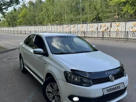 Volkswagen Polo 2014 года за 2 700 000 тг. в Астана – фото 2