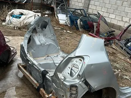 Привозной на toyota yaris, заднее крыло тойота ярис крыло заднее задняя ч за 150 000 тг. в Алматы – фото 2