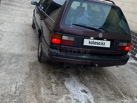 Volkswagen Passat 1992 года за 1 200 000 тг. в Тараз – фото 2