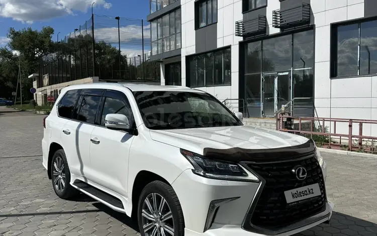 Lexus LX 570 2016 годаүшін43 000 000 тг. в Семей