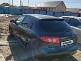 Chevrolet Lacetti 2008 года за 1 300 000 тг. в Атырау – фото 4