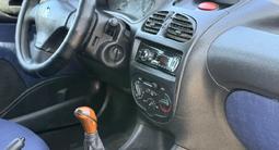 Peugeot 206 2002 года за 950 000 тг. в Петропавловск – фото 3