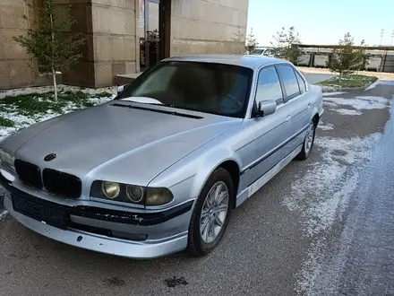 BMW 728 1996 года за 2 500 000 тг. в Астана – фото 2