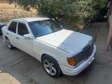 Mercedes-Benz E 200 1993 года за 1 000 000 тг. в Тараз – фото 2