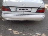 Mercedes-Benz E 200 1993 года за 1 000 000 тг. в Тараз – фото 3