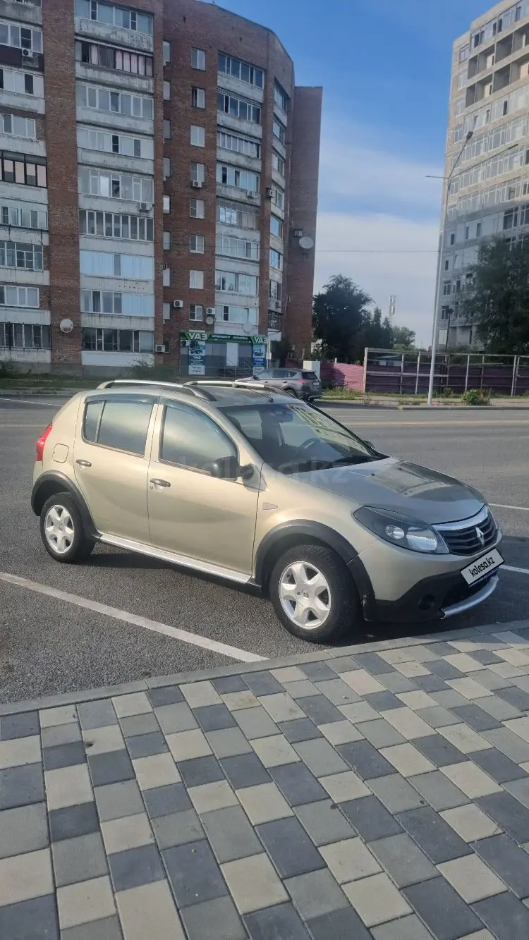 Renault Sandero Stepway, 2014