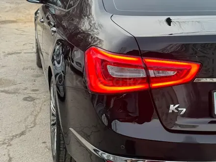 Kia K7 2015 года за 8 800 000 тг. в Алматы – фото 13