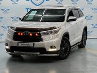 Toyota Highlander 2014 года за 17 400 000 тг. в Алматы