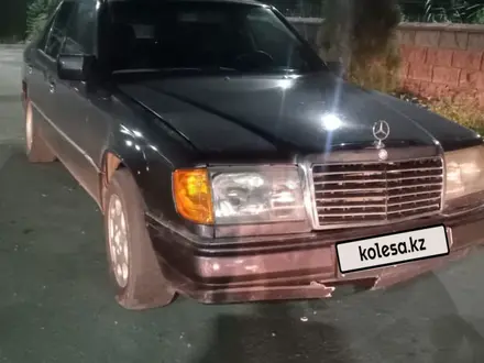 Mercedes-Benz E 220 1993 года за 1 500 000 тг. в Алматы – фото 4