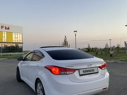 Hyundai Elantra 2013 года за 5 500 000 тг. в Актобе – фото 2