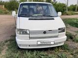 Volkswagen Transporter 1990 годаfor2 200 000 тг. в Кокшетау