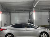 Hyundai Elantra 2015 года за 5 500 000 тг. в Кокшетау – фото 2