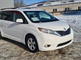 Toyota Sienna 2015 года за 8 500 000 тг. в Актобе