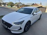 Hyundai Sonata 2021 года за 13 000 000 тг. в Алматы