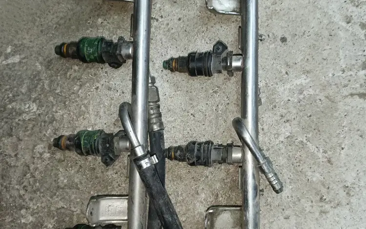 Топливная рамка. С форсунками 1.8 за 25 000 тг. в Алматы