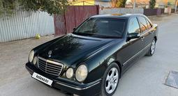 Mercedes-Benz E 280 2000 года за 2 900 000 тг. в Шиели – фото 2