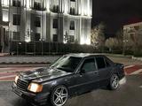 Mercedes-Benz E 280 1993 года за 2 450 000 тг. в Караганда