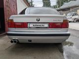 BMW M5 1993 года за 1 900 000 тг. в Шымкент – фото 4