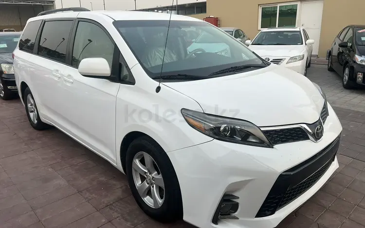 Toyota Sienna 2010 годаүшін8 800 000 тг. в Алматы