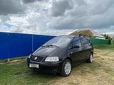 Volkswagen Sharan 2001 годаүшін3 500 000 тг. в Уральск – фото 2