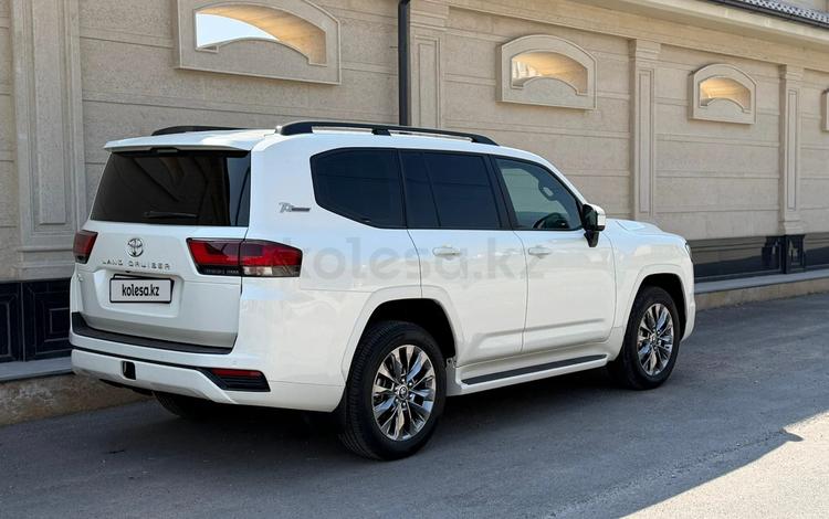 Toyota Land Cruiser — миниатюра 3