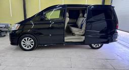 Toyota Alphard 2004 года за 8 500 000 тг. в Актобе – фото 3