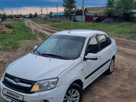 ВАЗ (Lada) Granta 2190 2014 года за 2 400 000 тг. в Уральск – фото 2