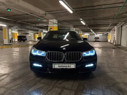 BMW 750 2019 года за 35 000 000 тг. в Шымкент – фото 2