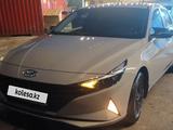 Hyundai Elantra 2022 года за 11 000 000 тг. в Алматы – фото 2