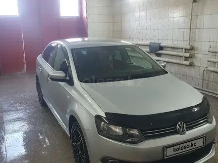 Volkswagen Polo 2015 года за 6 000 000 тг. в Усть-Каменогорск – фото 2