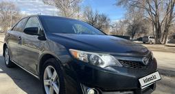 Toyota Camry 2012 года за 9 500 000 тг. в Актобе