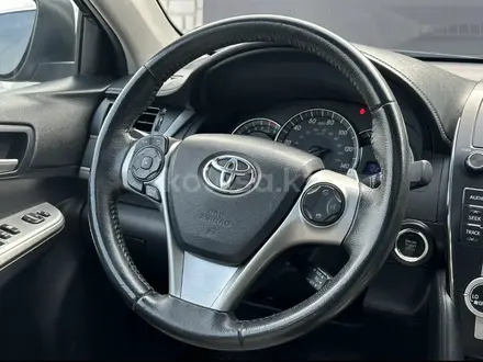 Toyota Camry 2012 года за 9 600 000 тг. в Актобе – фото 4