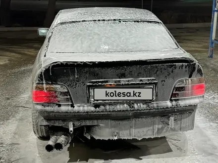 BMW 325 1994 года за 1 750 000 тг. в Павлодар