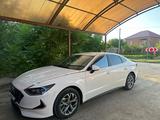 Hyundai Sonata 2023 года за 10 600 000 тг. в Атырау