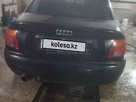 Audi A4 1995 года за 1 800 000 тг. в Караганда – фото 2