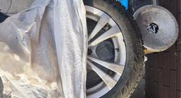 Шины с дисками 185/60R15 за 200 000 тг. в Бесагаш
