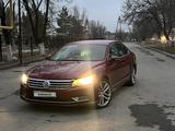 Volkswagen Passat 2016 года за 5 000 000 тг. в Алматы