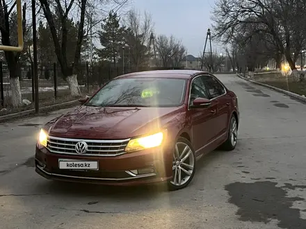 Volkswagen Passat 2016 года за 5 000 000 тг. в Алматы
