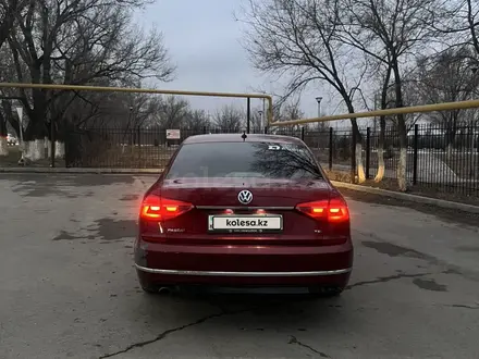 Volkswagen Passat 2016 года за 5 000 000 тг. в Алматы – фото 5