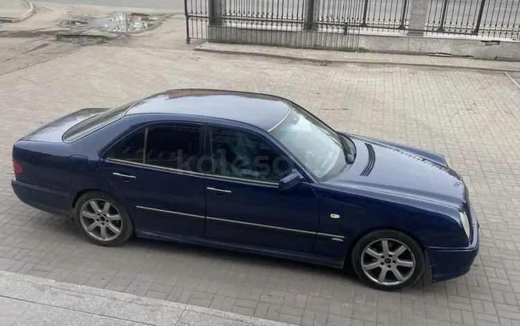 Mercedes-Benz E 240 1997 года за 3 000 000 тг. в Астана